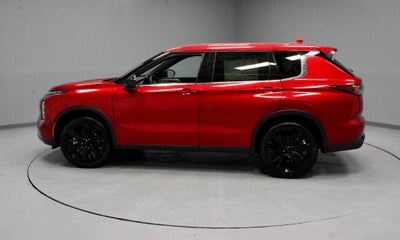 2026 Mitsubishi Outlander LE