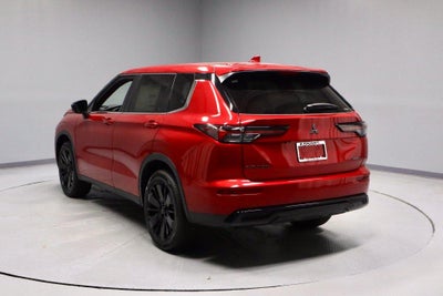 2026 Mitsubishi Outlander LE