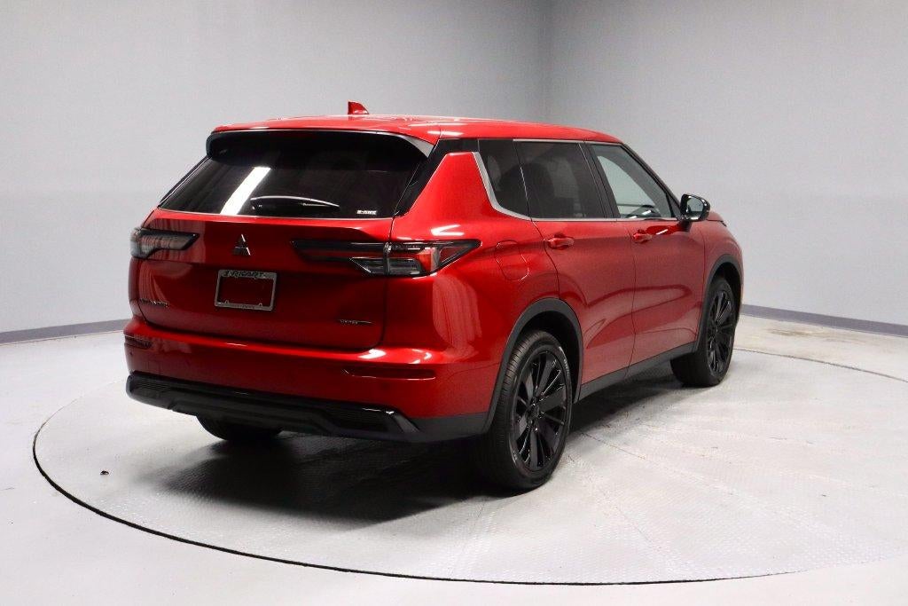 2026 Mitsubishi Outlander LE