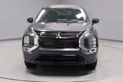 2026 Mitsubishi Outlander LE