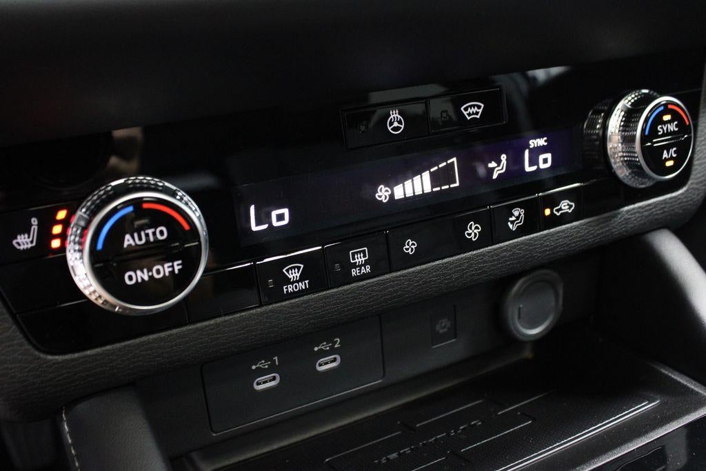 2026 Mitsubishi Outlander Trail Edition