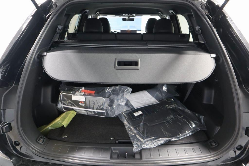 2026 Mitsubishi Outlander LE