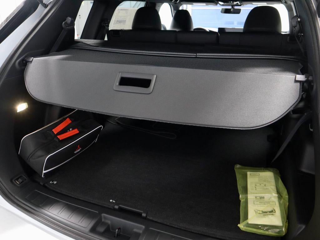 2026 Mitsubishi Outlander LE