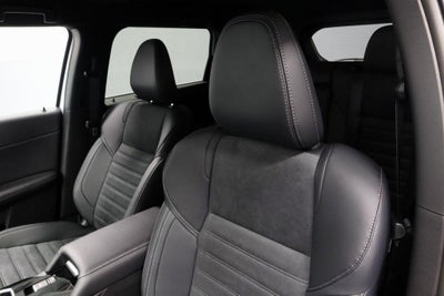 2026 Mitsubishi Outlander LE