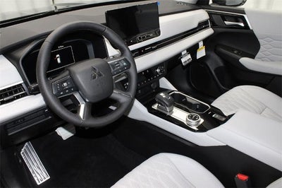 2025 Mitsubishi Outlander SEL