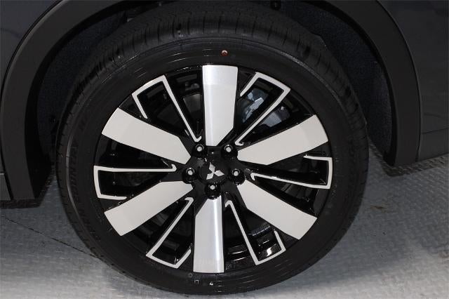 2025 Mitsubishi Outlander SEL