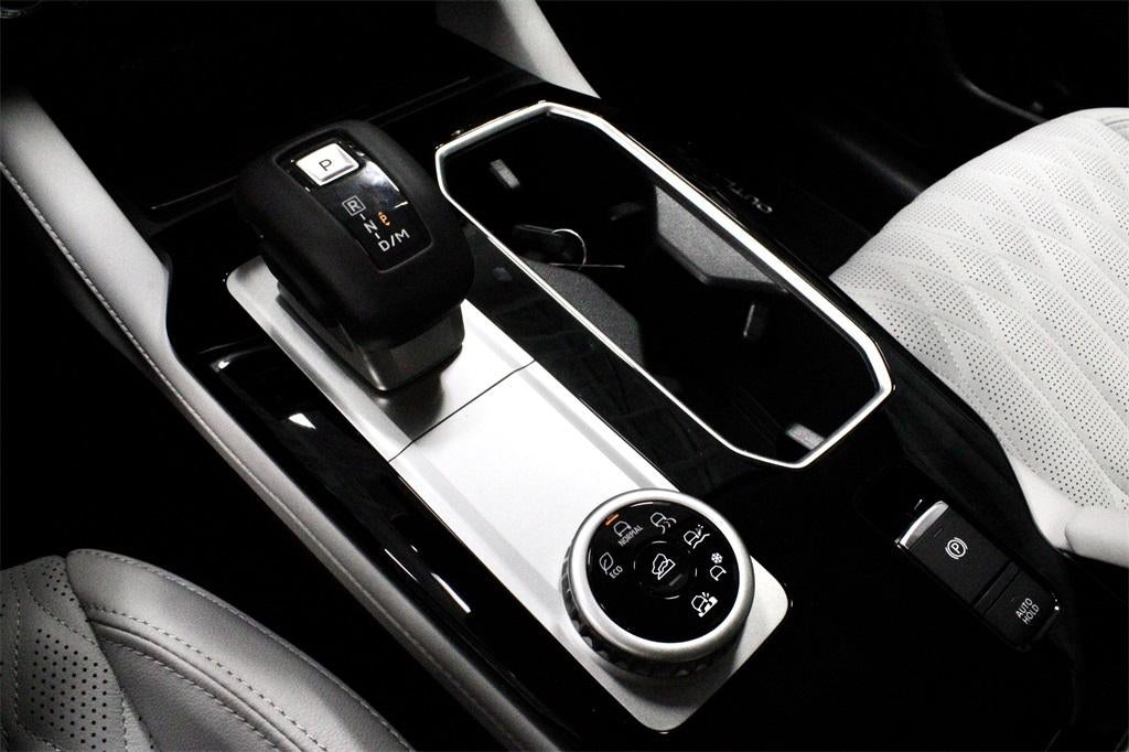 2025 Mitsubishi Outlander Platinum Edition