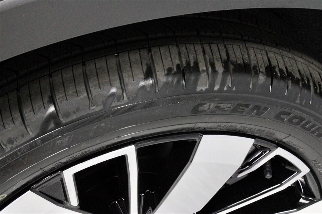 2025 Mitsubishi Outlander Platinum Edition