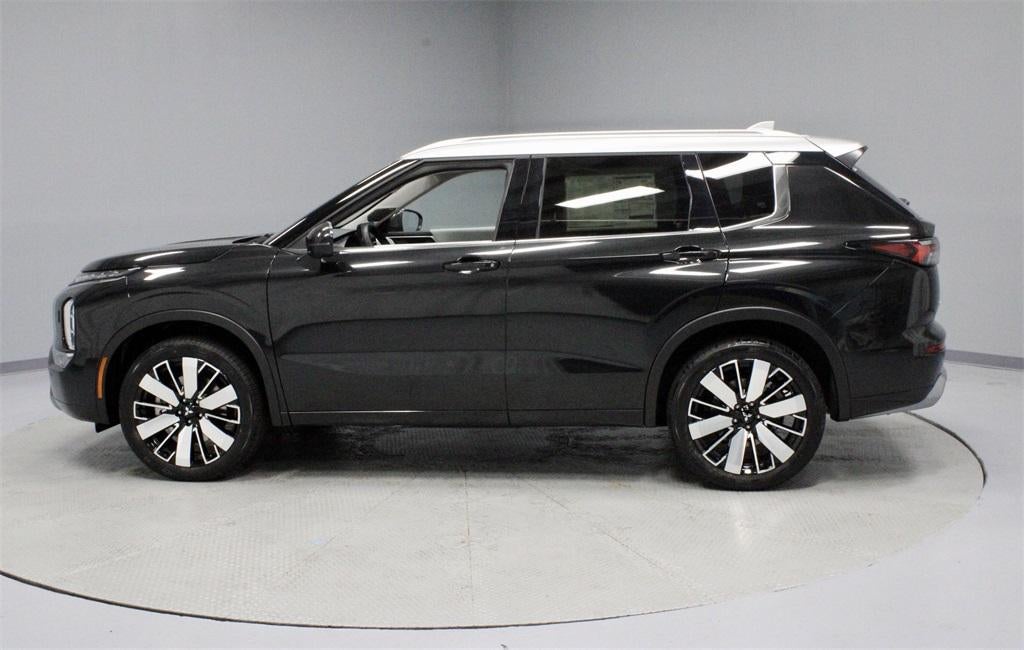 2025 Mitsubishi Outlander Platinum Edition