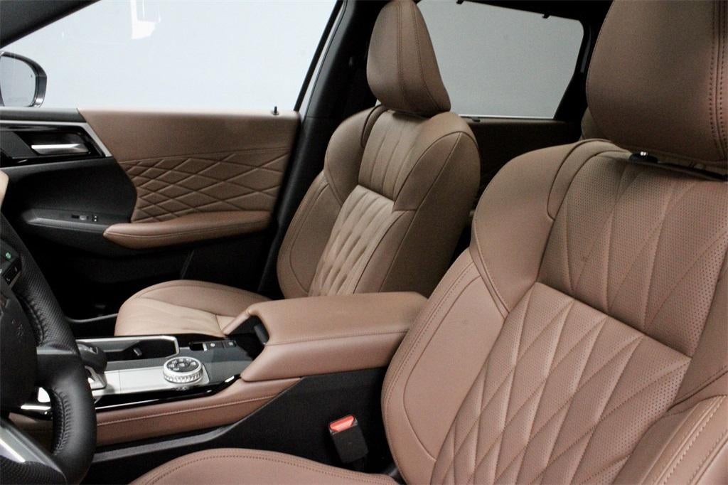 2025 Mitsubishi Outlander SEL