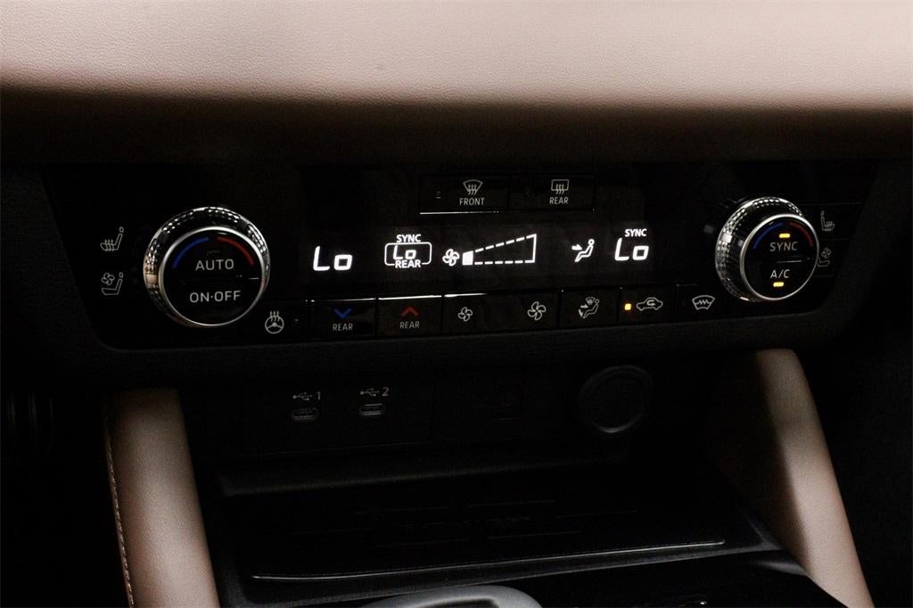 2025 Mitsubishi Outlander SEL