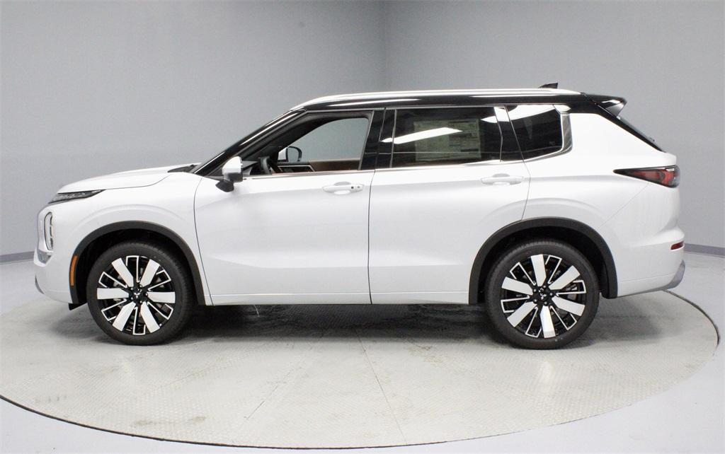 2025 Mitsubishi Outlander SEL