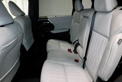 2026 Mitsubishi Outlander SEL