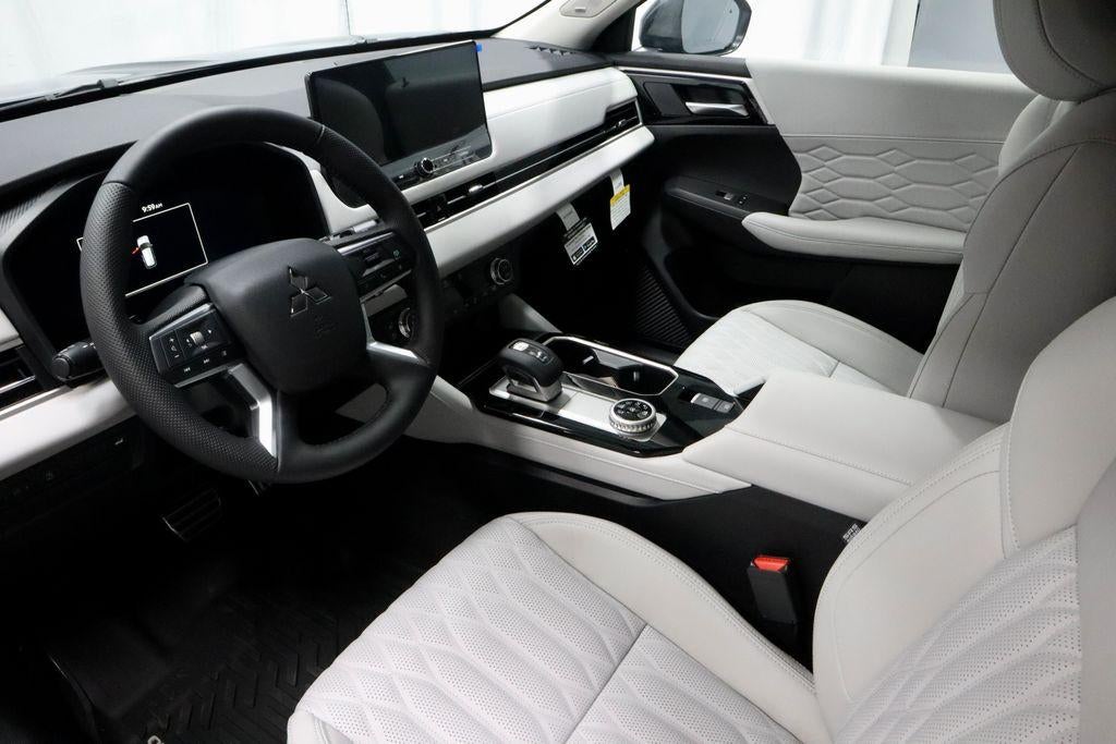 2026 Mitsubishi Outlander SEL