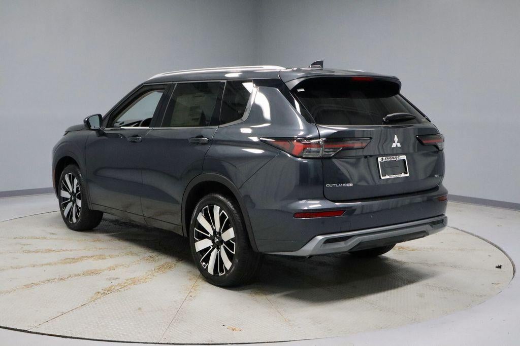 2026 Mitsubishi Outlander SEL