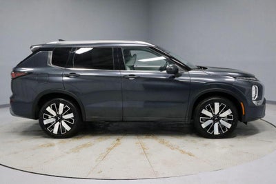 2026 Mitsubishi Outlander SEL