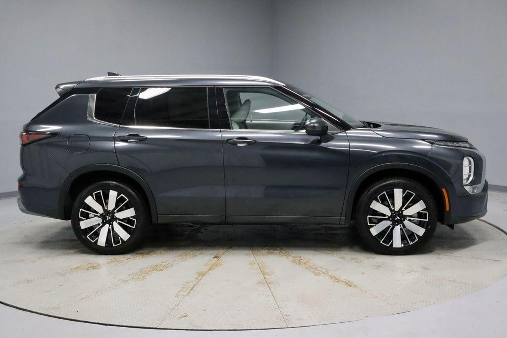 2026 Mitsubishi Outlander SEL