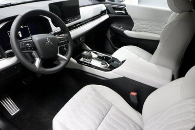 2026 Mitsubishi Outlander SEL