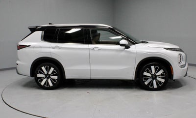 2026 Mitsubishi Outlander SEL
