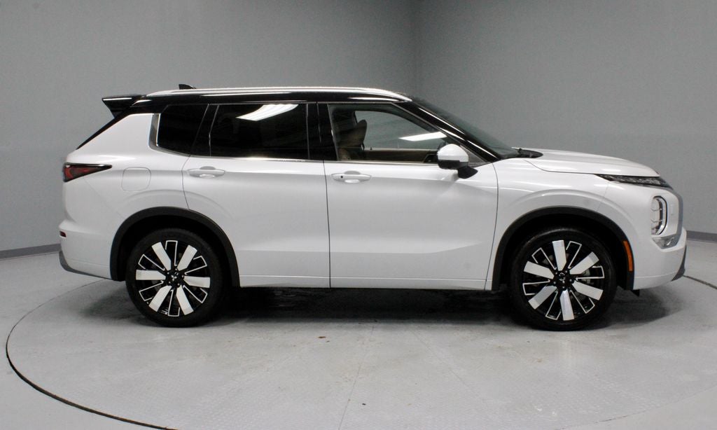 2026 Mitsubishi Outlander SEL