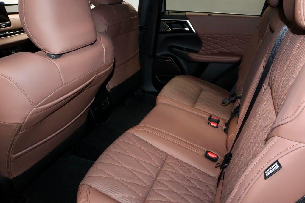 2026 Mitsubishi Outlander SEL