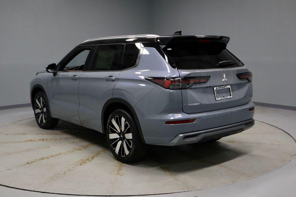 2026 Mitsubishi Outlander SEL