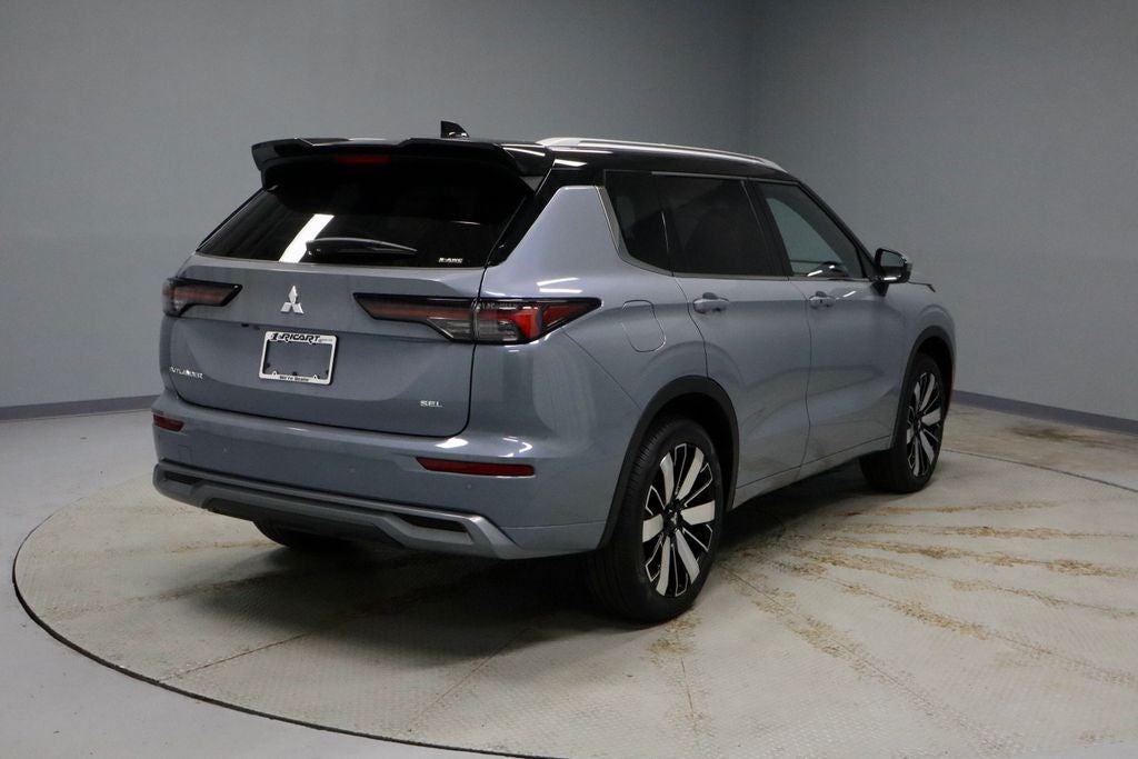 2026 Mitsubishi Outlander SEL