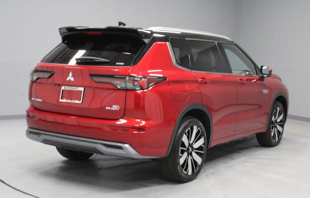 2026 Mitsubishi Outlander Plug-In Hybrid SEL