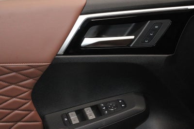 2026 Mitsubishi Outlander Plug-In Hybrid SEL