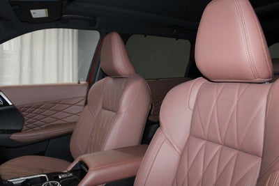 2026 Mitsubishi Outlander Plug-In Hybrid SEL