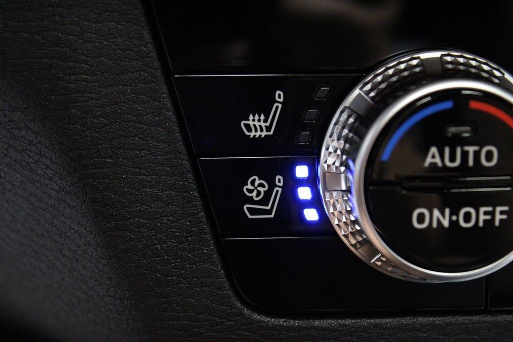 2026 Mitsubishi Outlander Plug-In Hybrid SEL