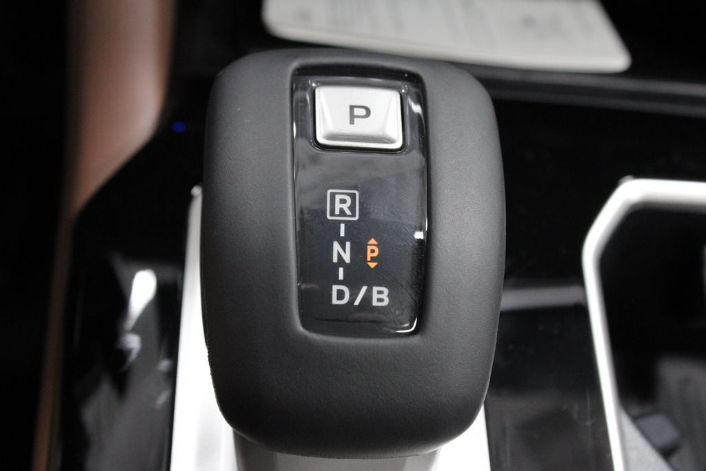 2026 Mitsubishi Outlander Plug-In Hybrid SEL