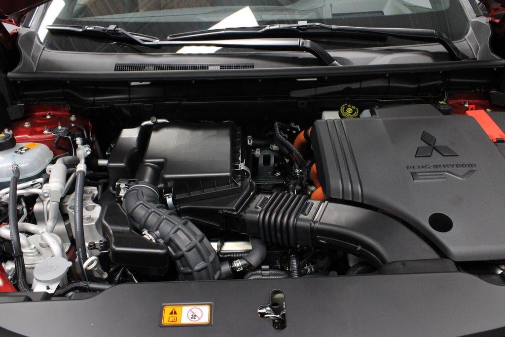 2026 Mitsubishi Outlander Plug-In Hybrid SEL