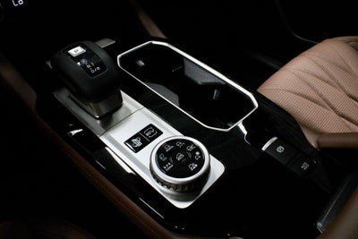 2026 Mitsubishi Outlander Plug-In Hybrid SEL