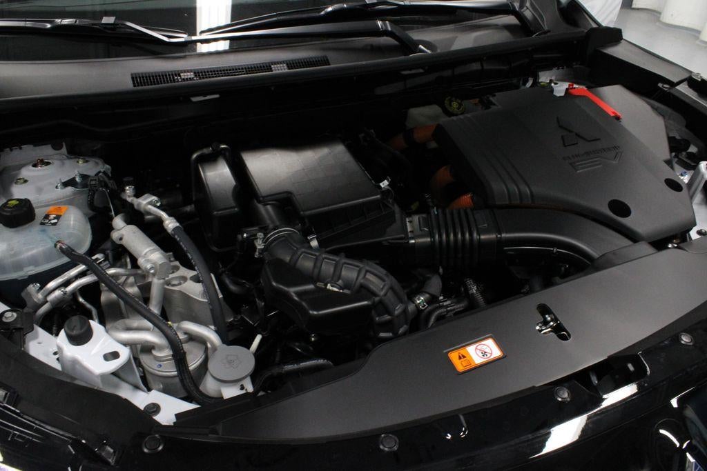 2026 Mitsubishi Outlander Plug-In Hybrid SEL