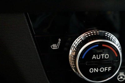 2025 Mitsubishi Outlander Plug-In Hybrid SEL Black Edition