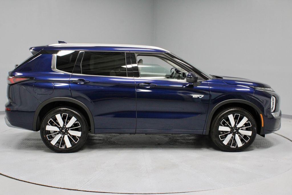 2026 Mitsubishi Outlander Plug-In Hybrid SEL