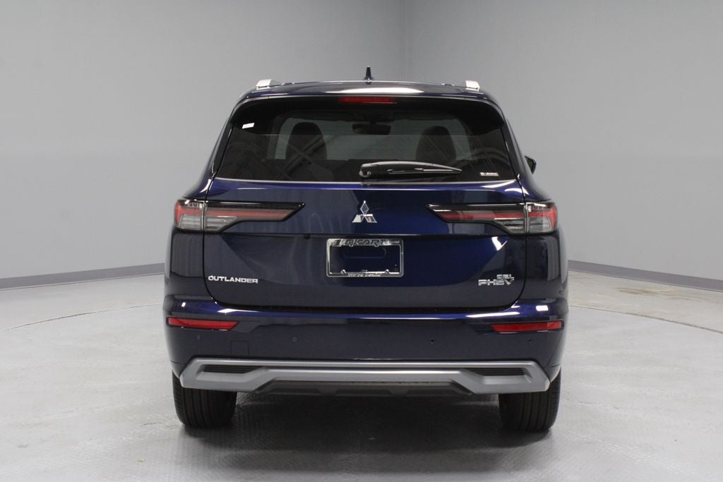 2026 Mitsubishi Outlander Plug-In Hybrid SEL