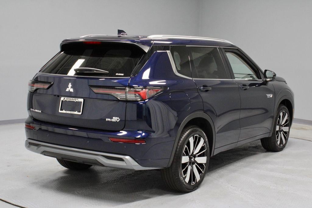 2026 Mitsubishi Outlander Plug-In Hybrid SEL