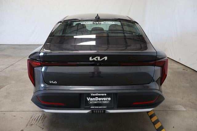 2026 Kia K4 EX