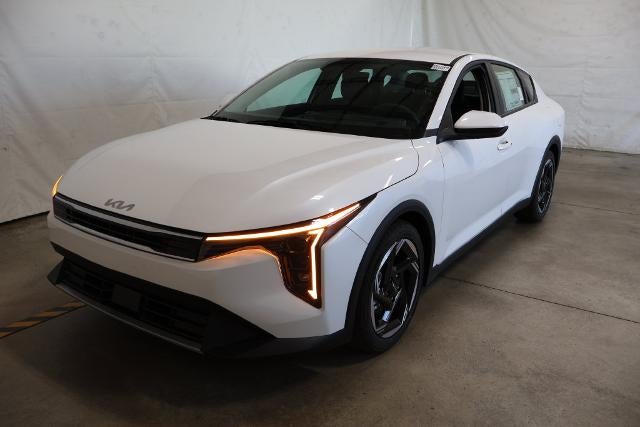 2027 Kia K4 EX