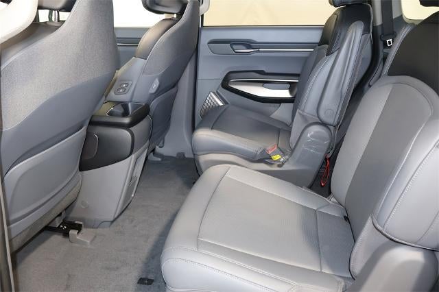 2026 Kia EV9 Light Long Range