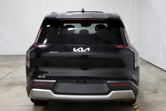 2026 Kia EV9 Wind