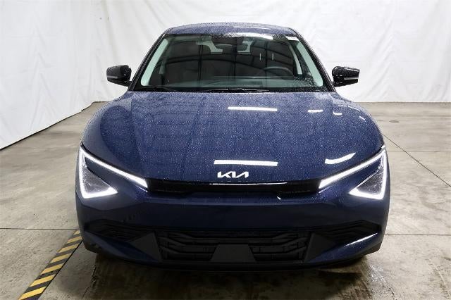 2025 Kia EV6 Light Long Range