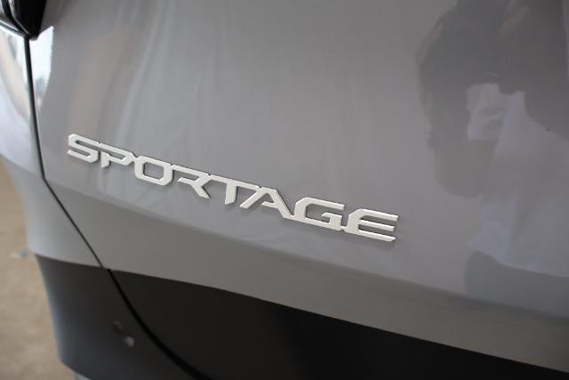 2027 Kia Sportage EX