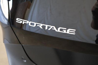 2027 Kia Sportage EX