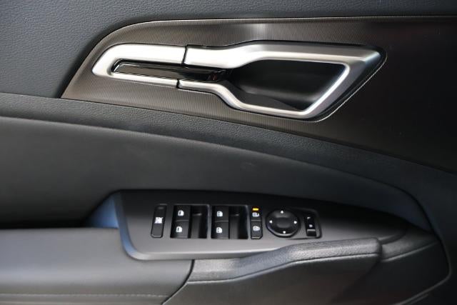 2027 Kia Sportage EX