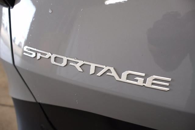 2027 Kia Sportage EX