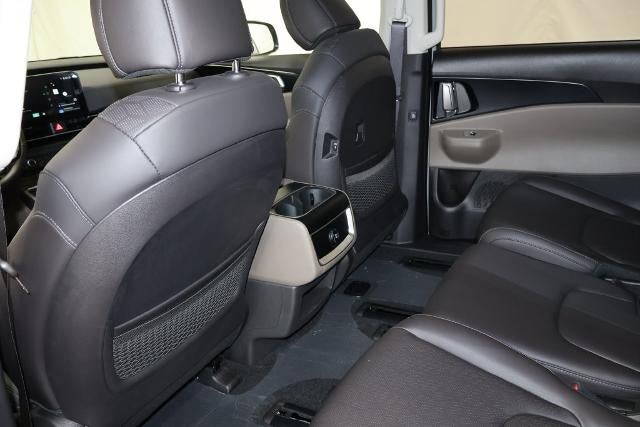 2027 Kia Carnival LXS