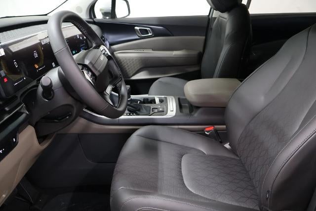 2027 Kia Carnival LXS